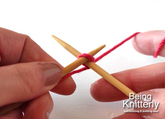 Step 1: Insert right-hand needle through slip knot